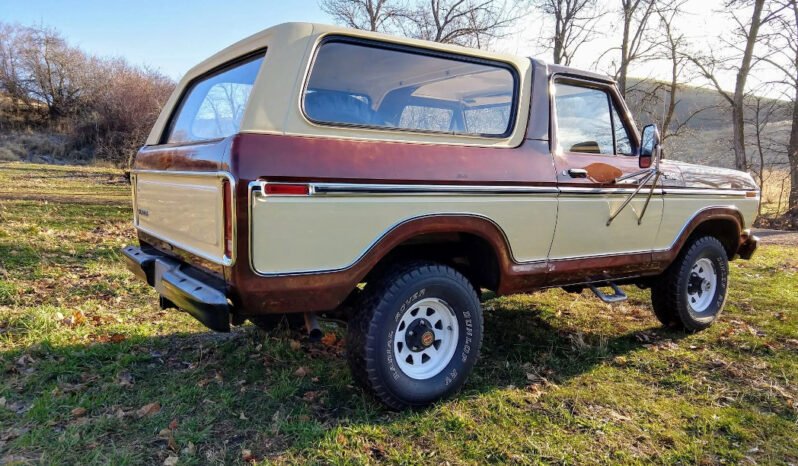 
								1979 Ford Bronco Custom 4X4 full									