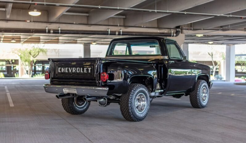 
								1983 Chevrolet K10 Stepside 4X4 Pickup Truck full									