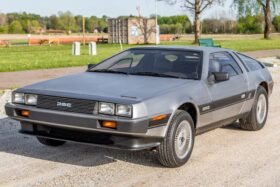 1982 DeLorean DMC-12 V6 Brushed Stainless-Steel 4-Speed