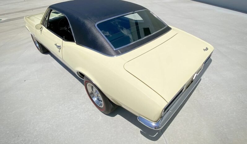 
								1967 Chevrolet Camaro RS/SS 4-Speed full									