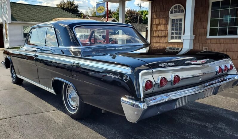 
								1962 Chevrolet Impala Sport Coupe V8 full									