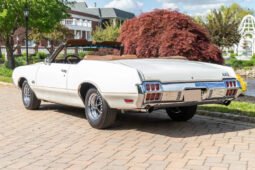 1972 Oldsmobile Cutlass Supreme 442 V8