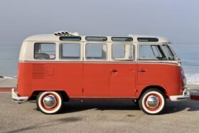 1965 Volkswagen Type 2 Deluxe