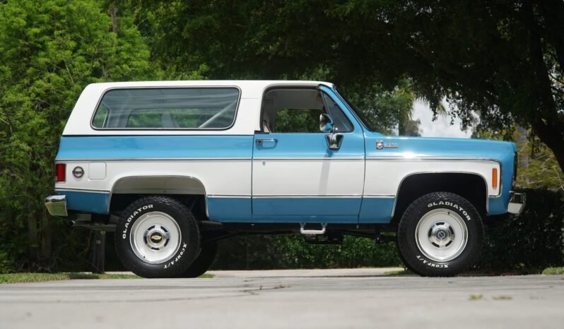 
								1974 Chevrolet K5 Blazer CST full									