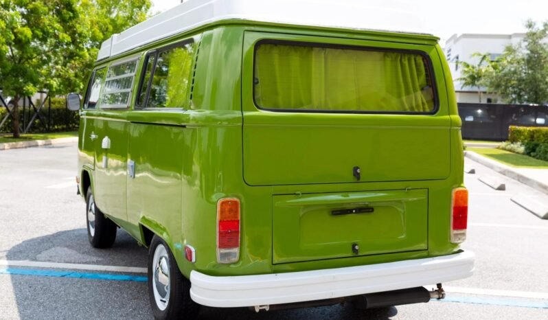 
								1977 Volkswagen Type 2 Westfalia Camper full									
