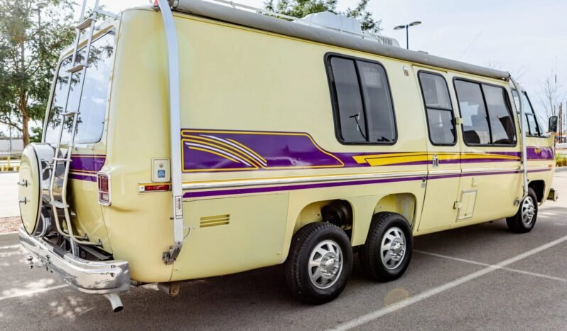 
								1977 GMC Jimmy Coachman Royale Motorhome V8 full									