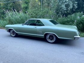 1964 Buick Riviera V8 Coupe