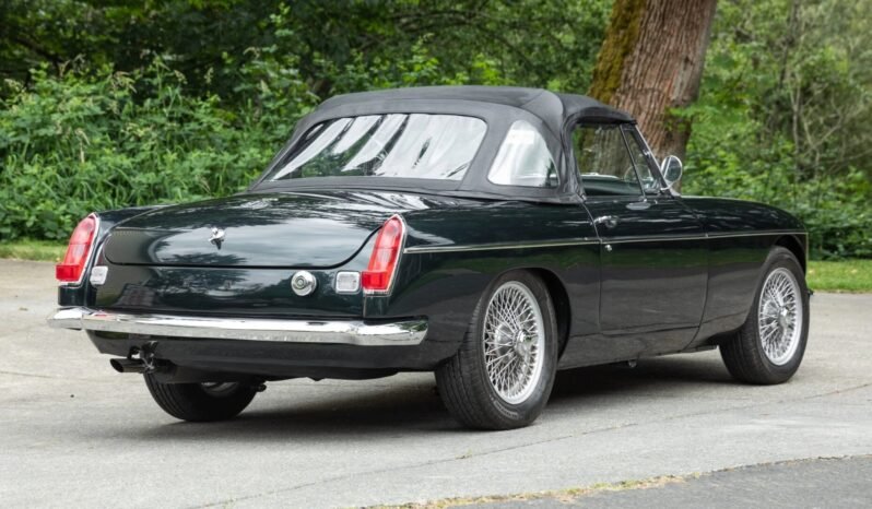 
								1969 MG MGC Roadster full									