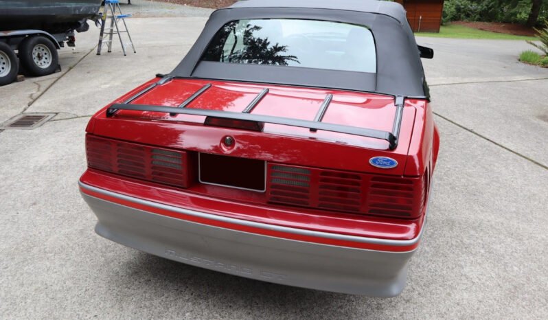 
								1987 Ford Mustang GT Convertible full									