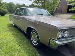1964 Chrysler Imperial LeBaron Sedan