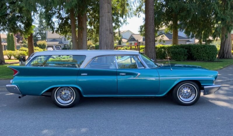 
								1961 Chrysler Newport Wagon V8 full									