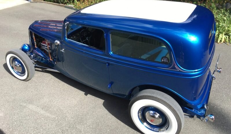 
								1933 Ford Tudor Hi-Boy Hot Rod full									