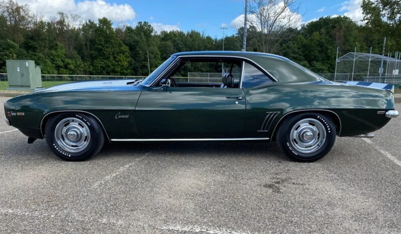 
								1969 Chevrolet Camaro Z/28 Fathom Green 4-Speed full									