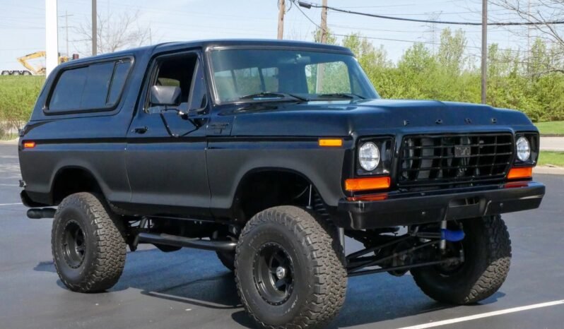 
								1979 Ford Bronco Ranger XLT 514CI V8 full									