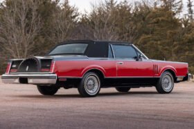 1982 Lincoln Continental Mark VI V8