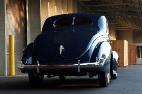 1939 Ford Deluxe Coupe