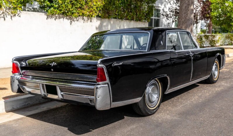 
								1964 Lincoln Continental Sedan full									