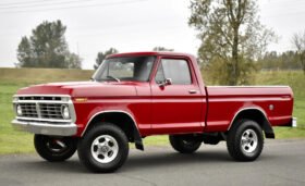 1974 Ford F-100 Short-Bed V8