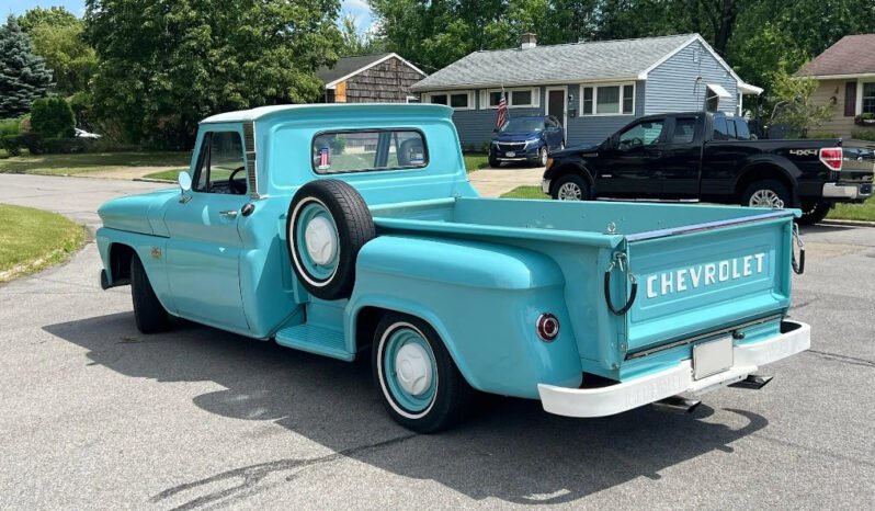 
								1966 Chevrolet C10 Stepside Pickup Truck full									