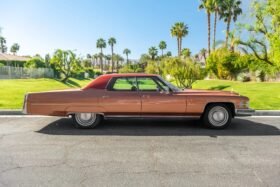 1974 Cadillac DeVille Sedan V8