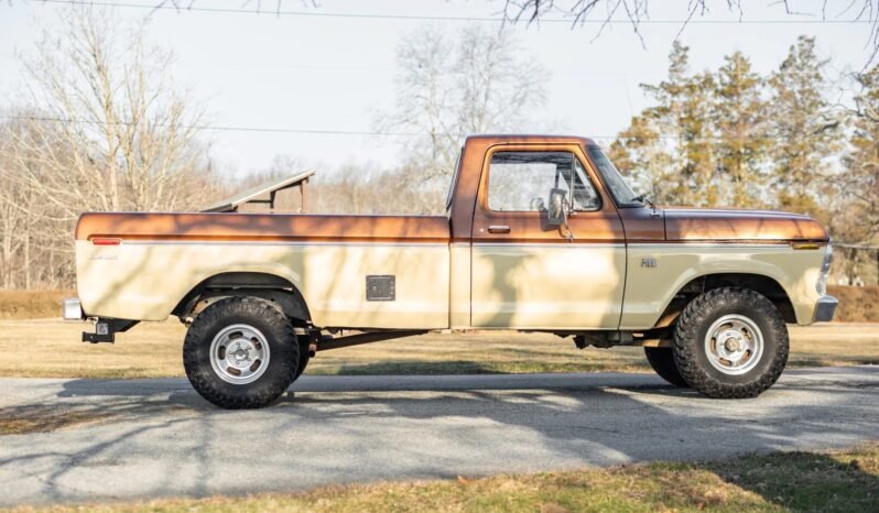 
								1975 Ford F-100 Custom full									