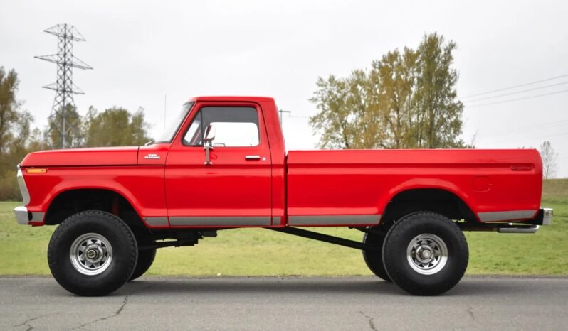 
								1977 Ford F-150 Custom Styleside 4X4 full									