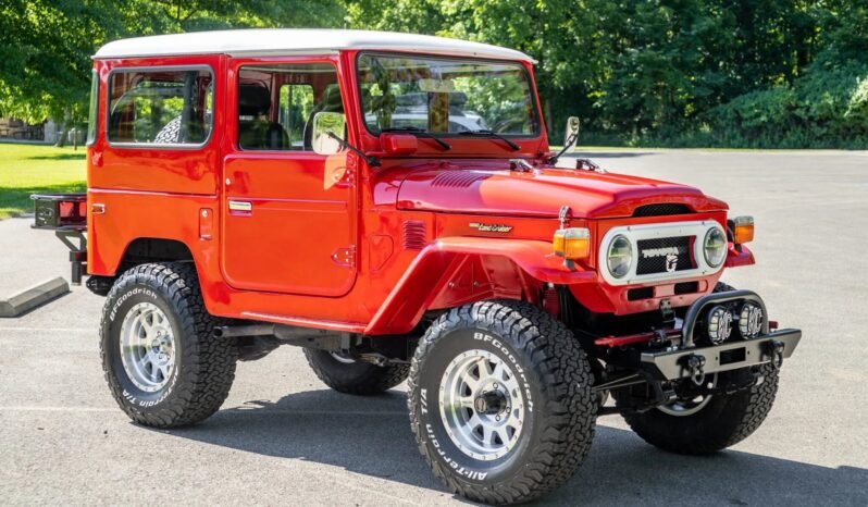
								1976 Toyota Land Cruiser FJ40 full									