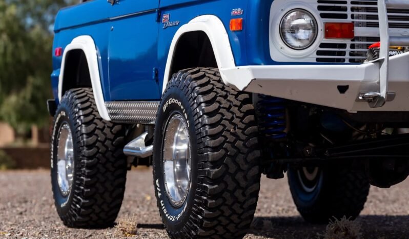 
								1970 Ford Bronco Sport V8 full									