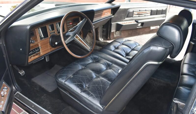 
								1972 Lincoln Continental Mark IV full									