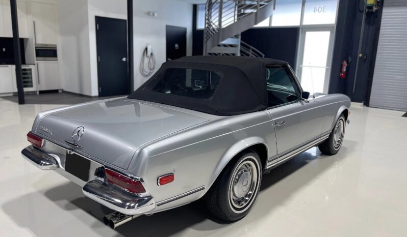 
								1968 Mercedes-Benz 250SL Silver full									