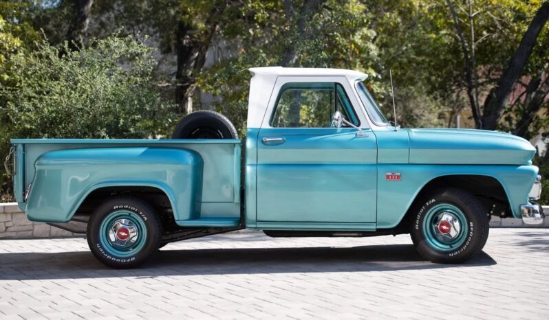 
								1966 Chevrolet C10 Stepside full									