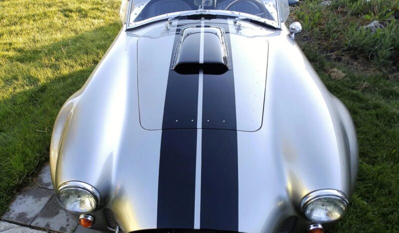 
								1965 Superformance MKIII Shelby Cobra 427 V8 full									