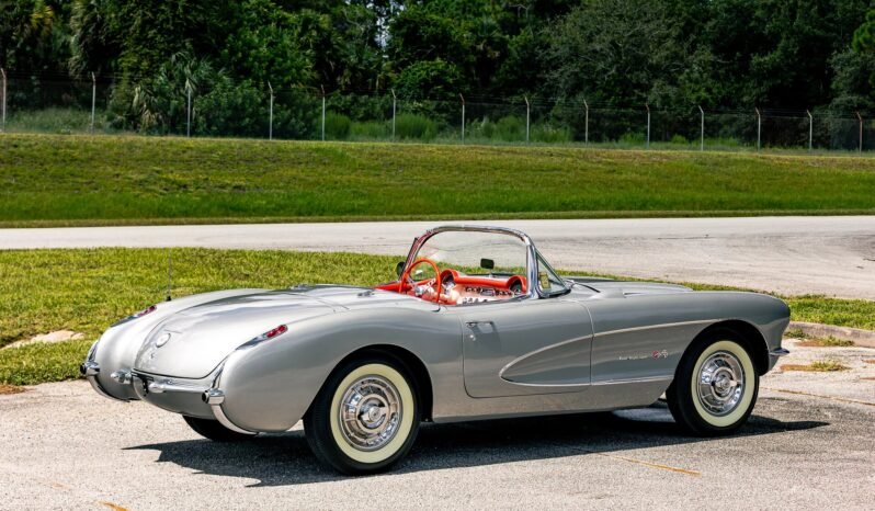 
								1957 Chevrolet Corvette 4-Speed full									