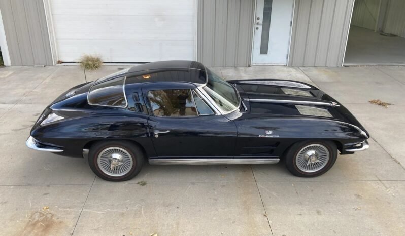 
								1963 Chevrolet Corvette Split-Window full									
