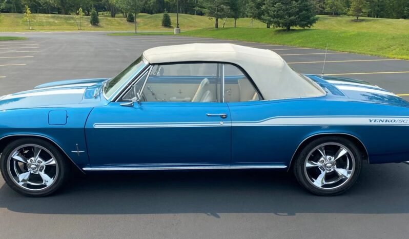 
								1967 Chevrolet Corvair Monza full									