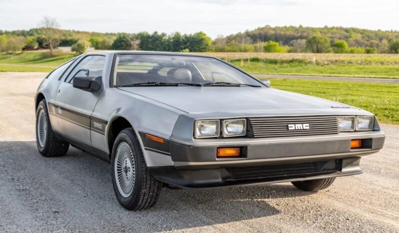 
								1982 DeLorean DMC-12 V6 Brushed Stainless-Steel 4-Speed full									