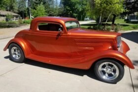 1933 Ford 3-Window Coupe Street Rod
