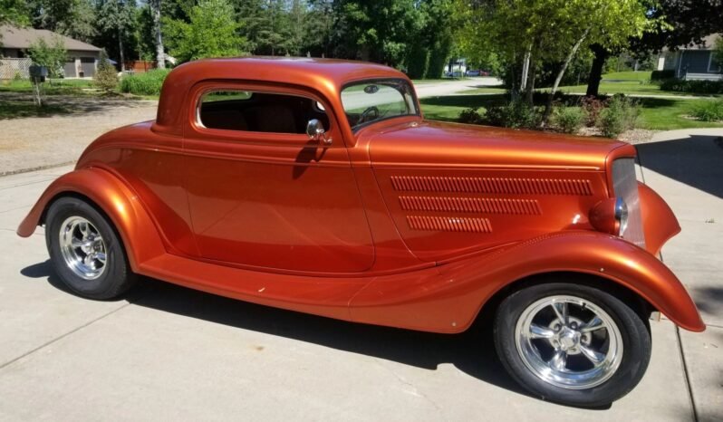 
								1933 Ford 3-Window Coupe Street Rod full									