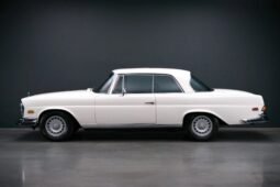 
										1970 Mercedes-Benz 280SE 4-Speed full									