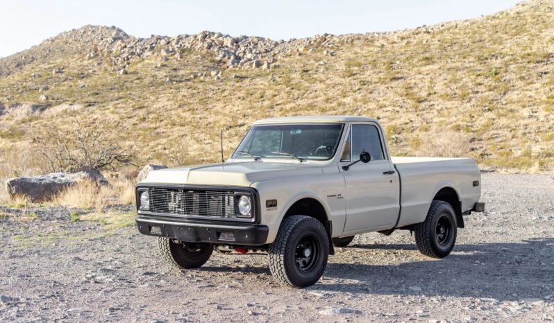 
								1972 Chevrolet K10 V8 Pickup Truck full									