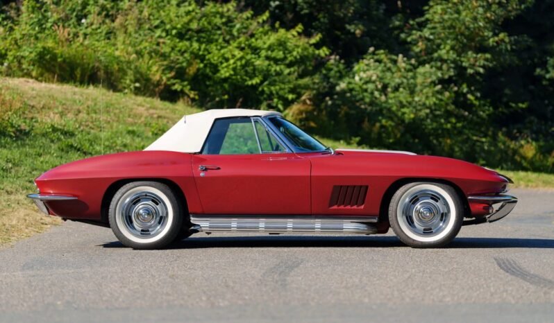 
								1967 Chevrolet Corvette 427 V8 Soft Top full									