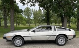 
										1982 DeLorean DMC-12 Brushed Stainless-Steel full									