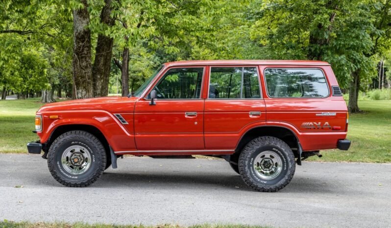 
								1987 Toyota Land Cruiser FJ60 full									