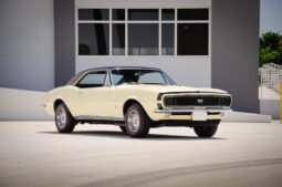 
										1967 Chevrolet Camaro RS/SS 4-Speed full									
