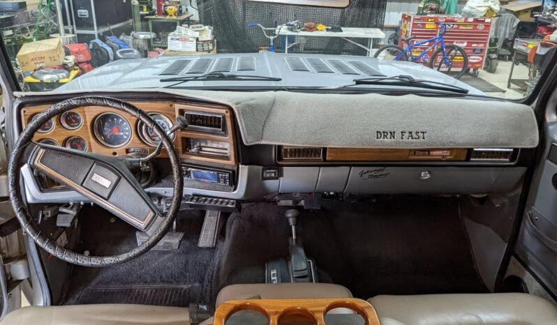 
								1973 GMC Jimmy 4X4 full									