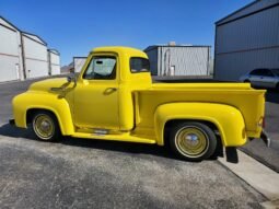 1953 Ford F-100 Pickup Truck