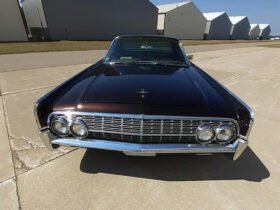 1962 Lincoln Continental Sedan V8