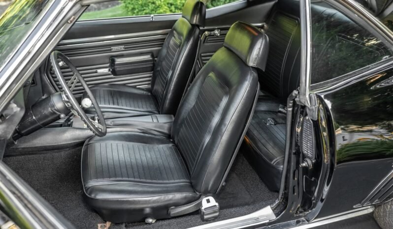 
								1969 Chevrolet Camaro RS/SS 4-Speed full									