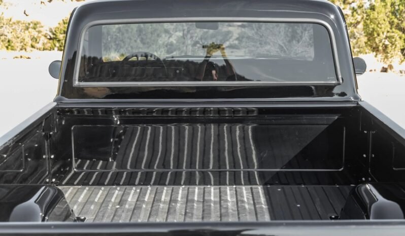 
								1969 Chevrolet C10 Short-Bed V8 full									