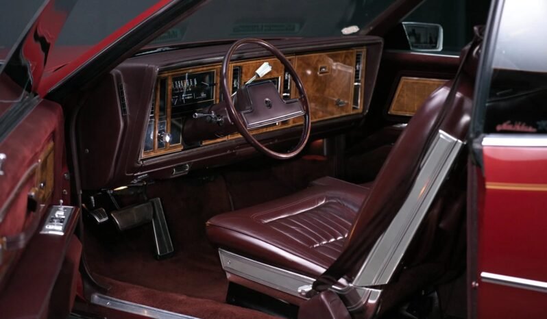 
								1985 Buick Riviera Hardtop Coupe full									